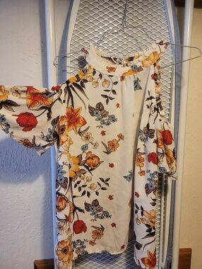 Monteau Cream Floral Cold-Shoulder Blouse with Yellow & Blue Blooms
